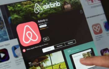Airbnb listing description and title optimization